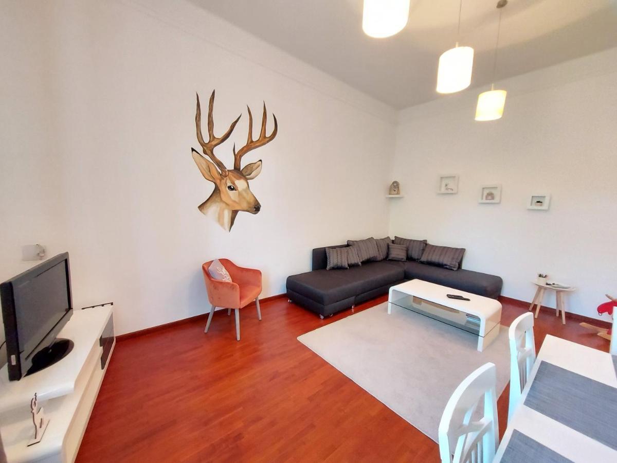 Deak Apartman Sopron Exterior photo
